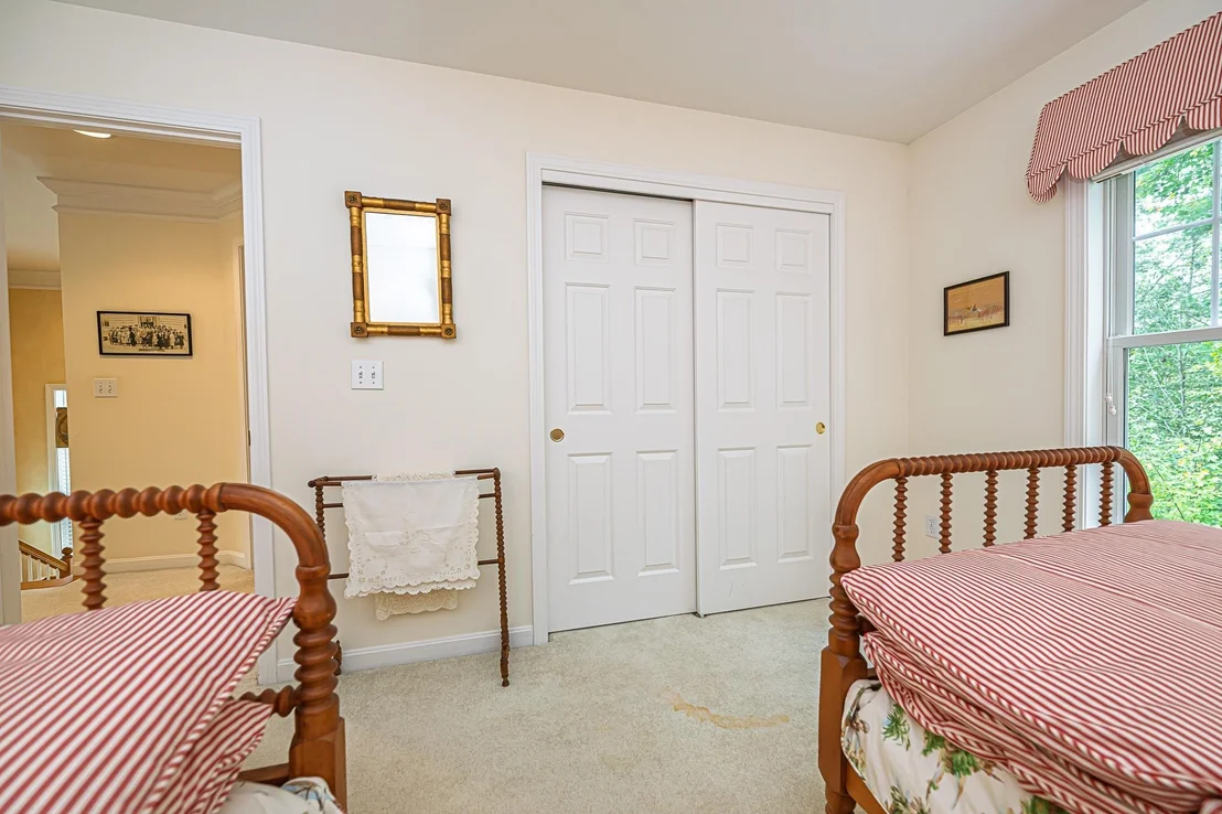 Photo of 7 Drumlin