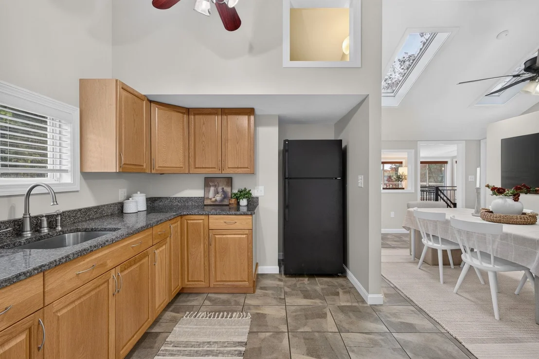 Photo of 20 Lakeside