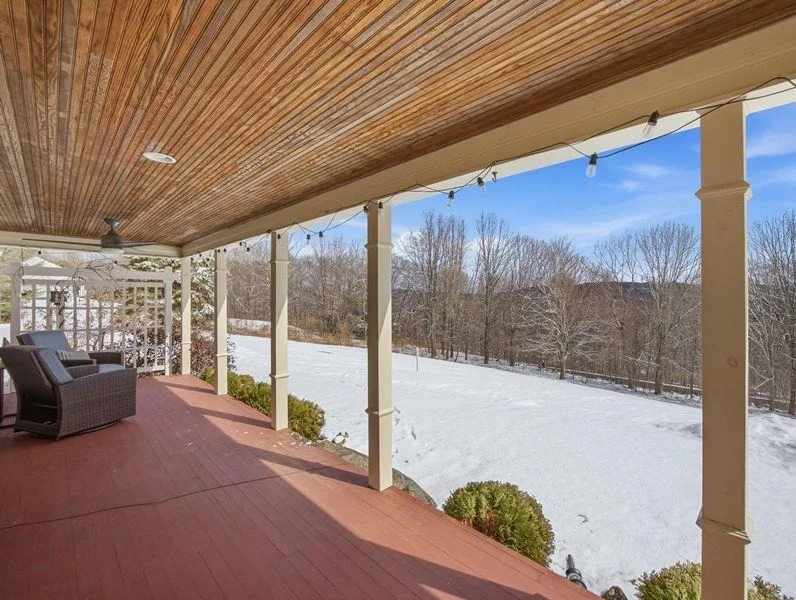Photo of 692 Old Walpole