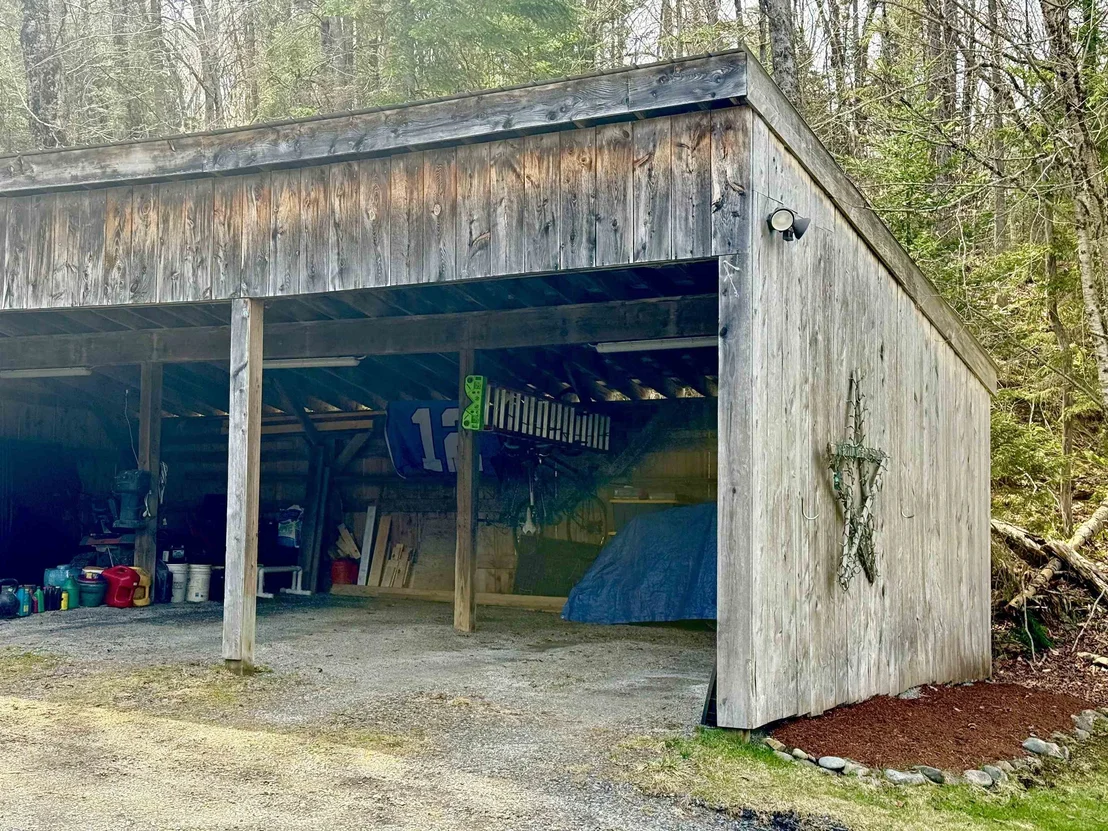 Photo of 2212 Symonds Mill