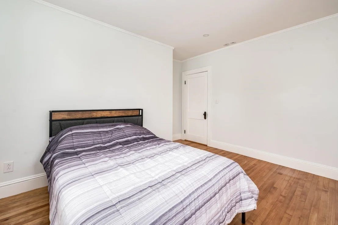 Photo of 815 Central