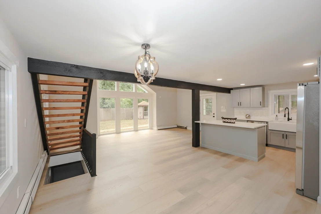 Photo of 112 Gilson