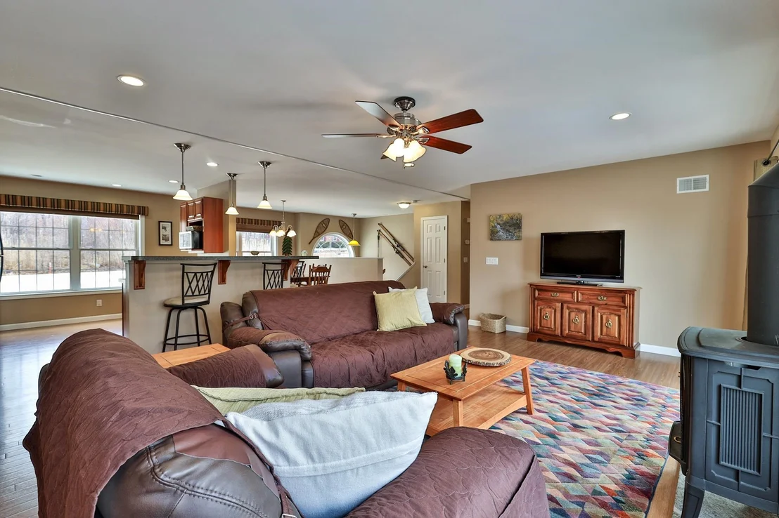Photo of Unit A at 175 Overbrook