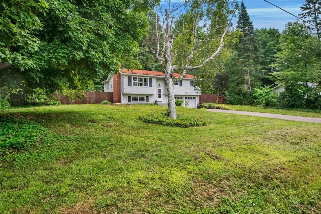 Photo of 9 Griswold