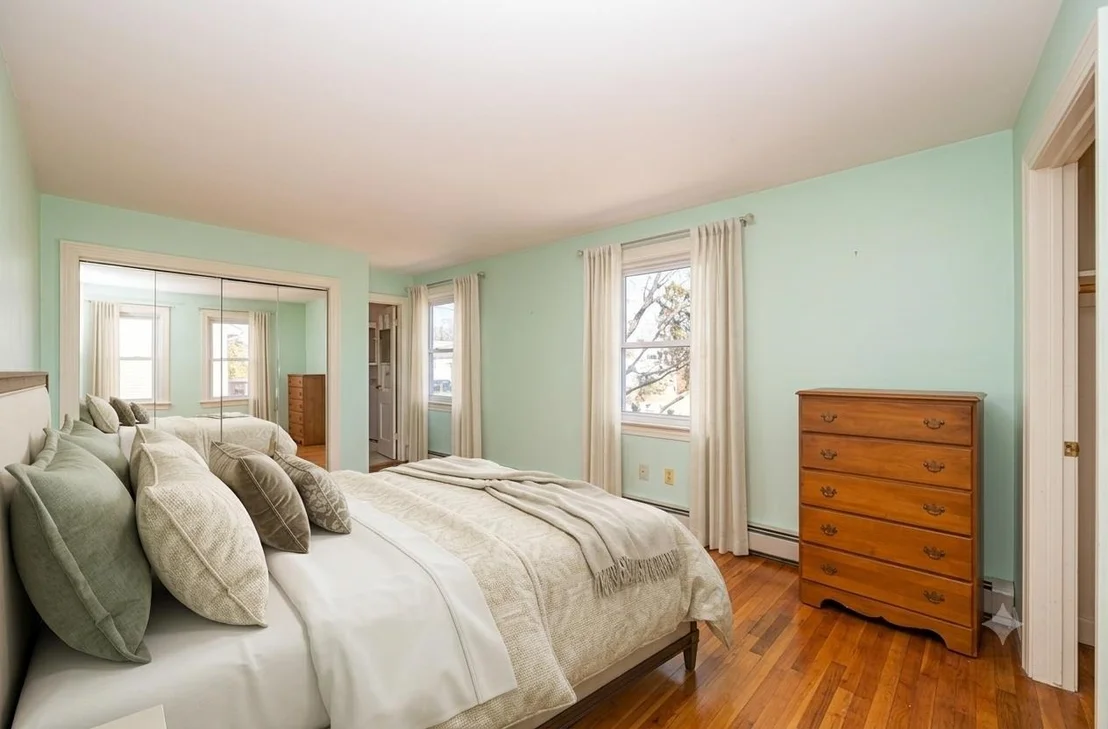 Photo of 1 Exeter