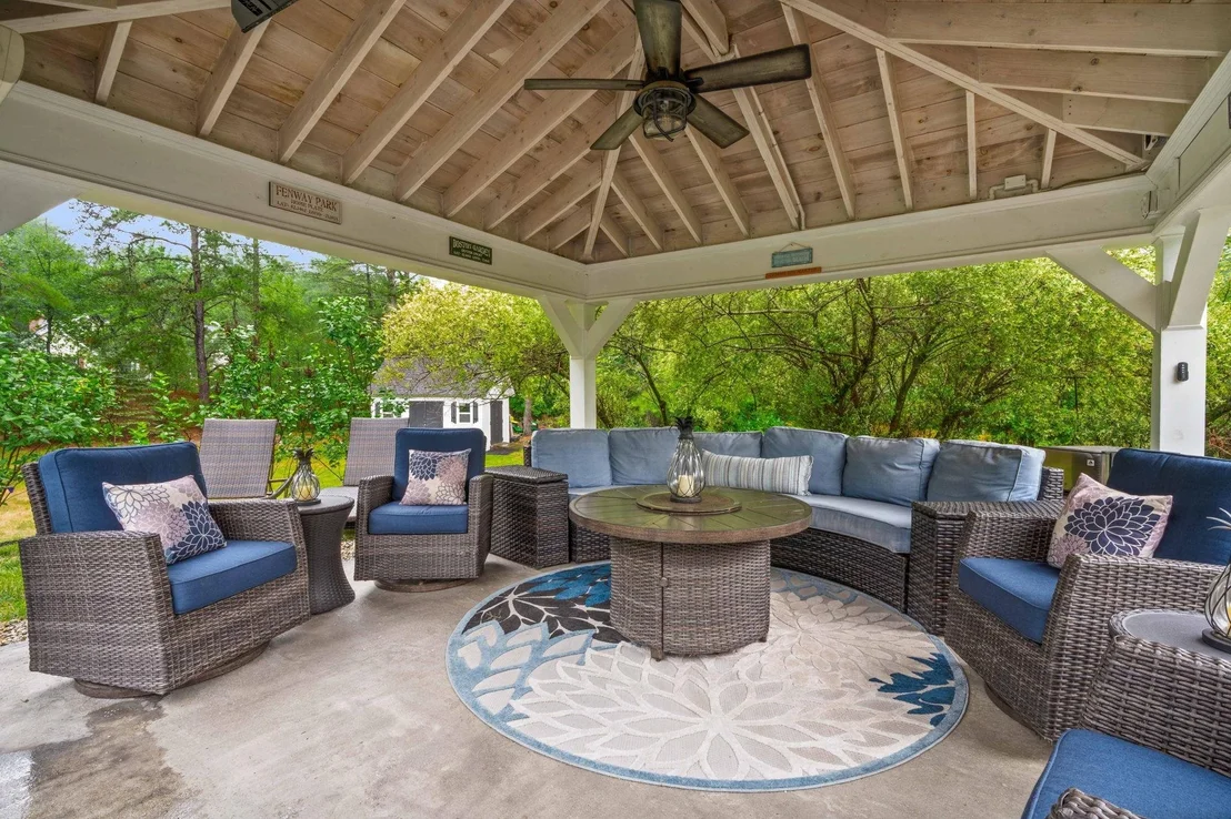 Photo of 52 Oak Hill