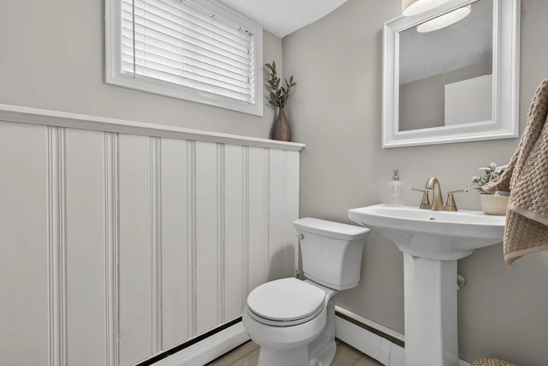 Photo of 130 Colgate