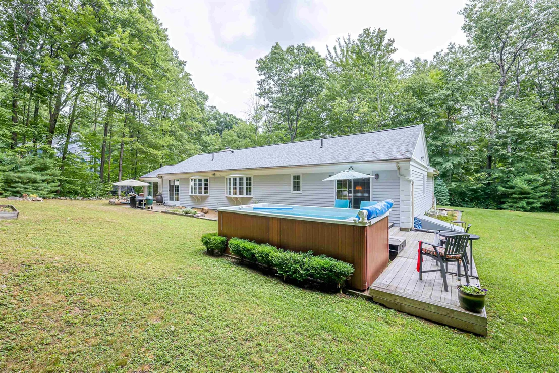 Photo of 20 Buttonwood