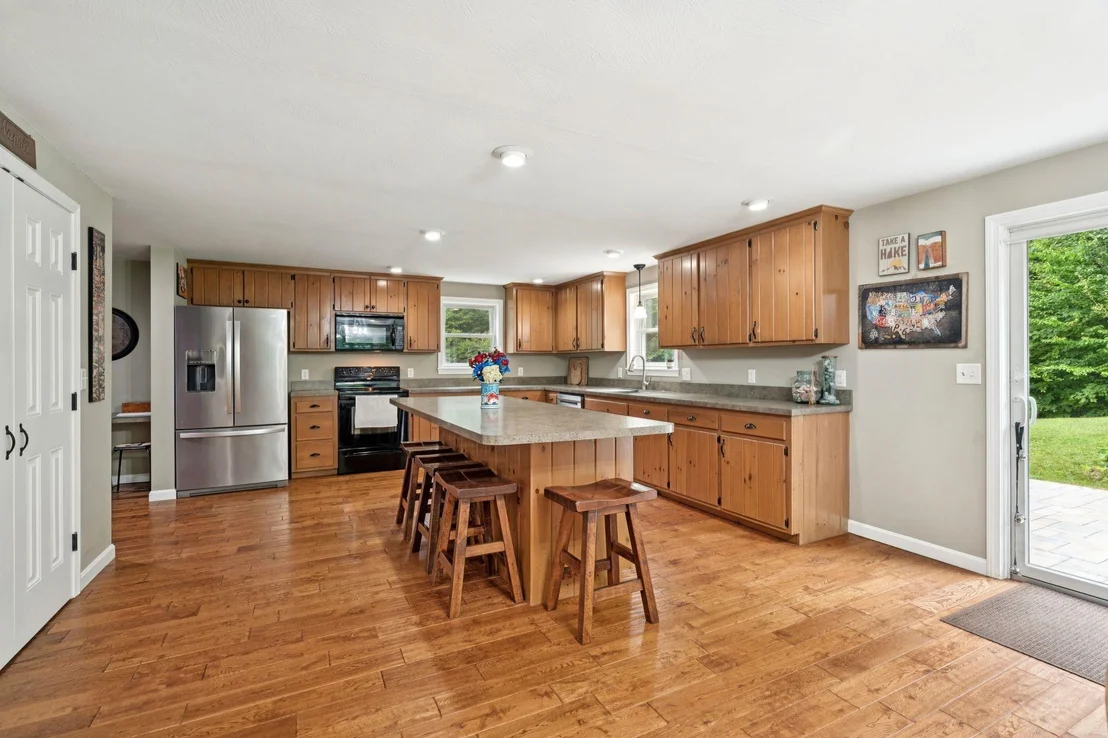 Photo of 89 Valley