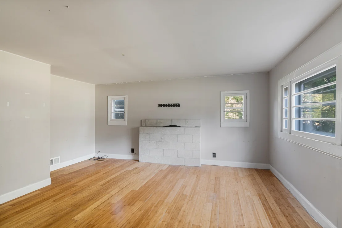 Photo of 5124 Williston