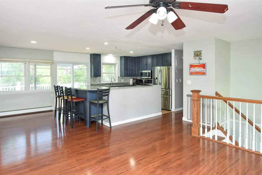 Photo of 6 Irving