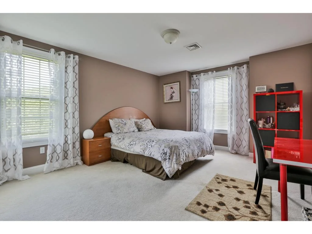 Photo of 357 N Amherst