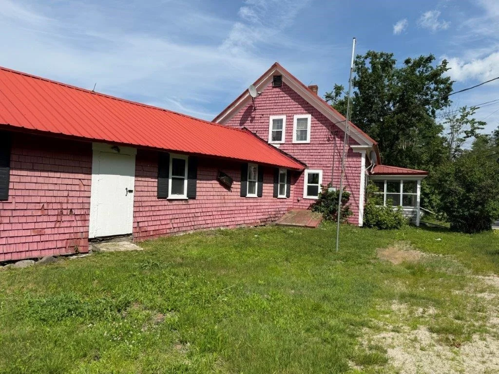 Photo of 446 Walker Brook