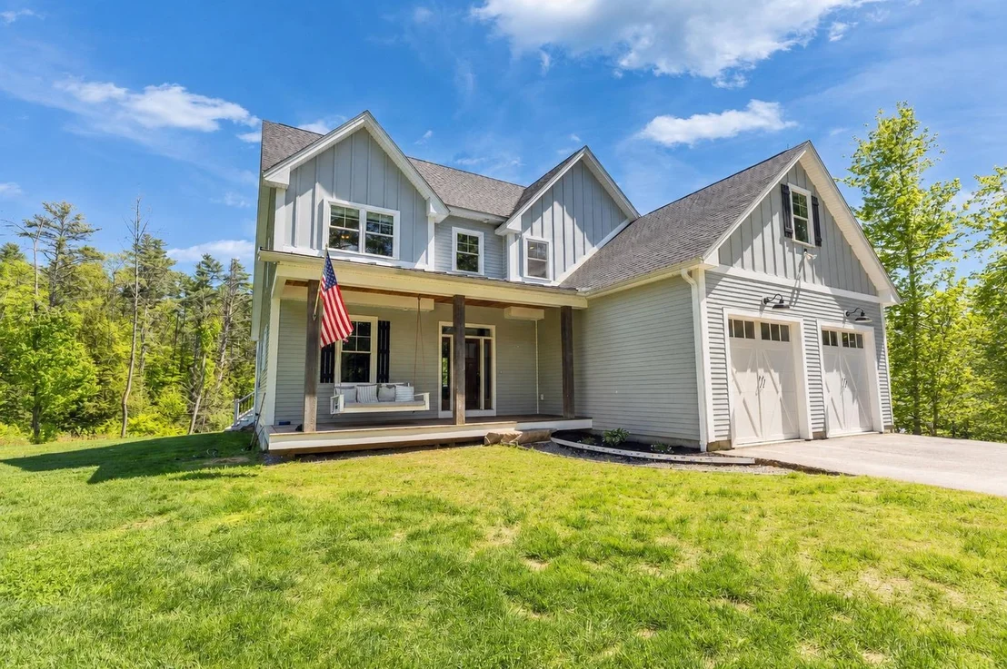 Photo of 296 Spring Hill