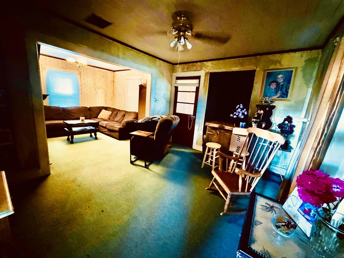 Photo of 166 Perley