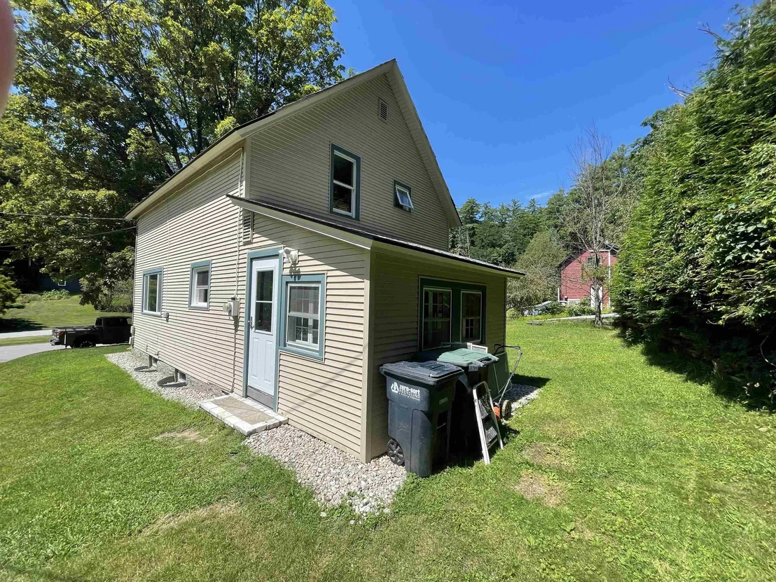Photo of 32 Pleasant
