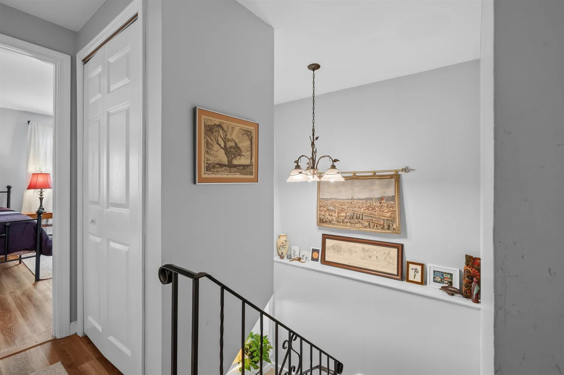 Photo of 8 Pine Grove