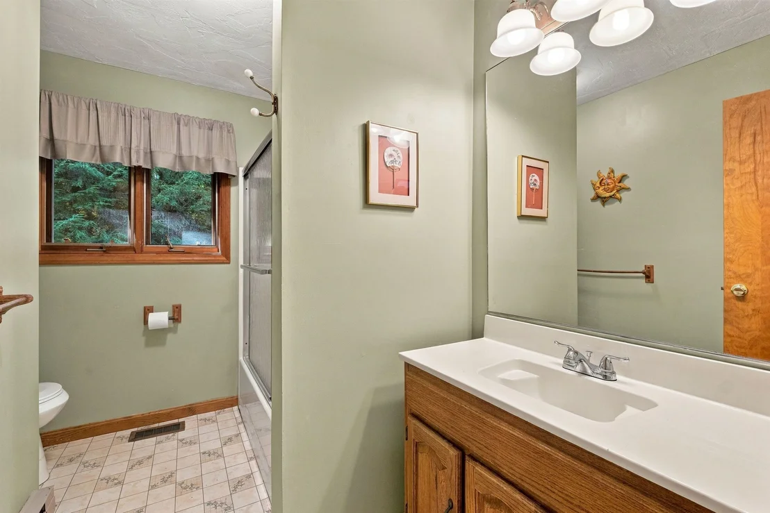 Photo of 212 Varney