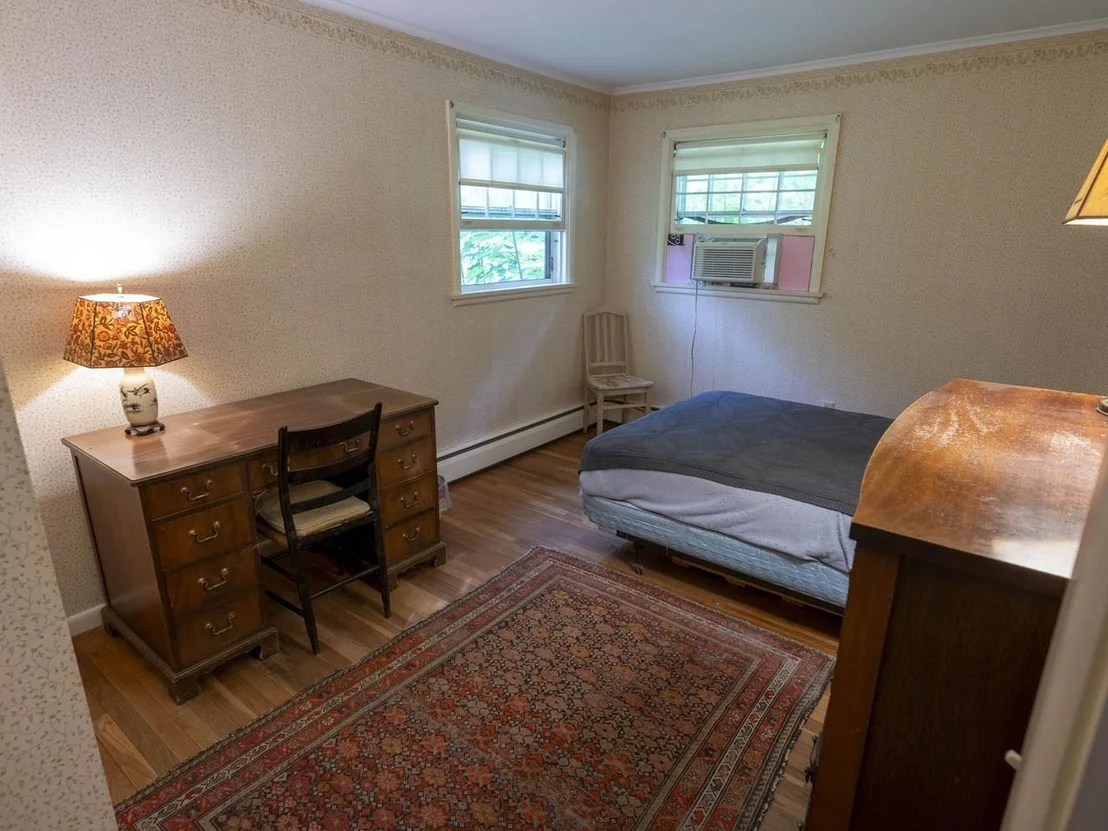 Photo of 5 Longmeadow