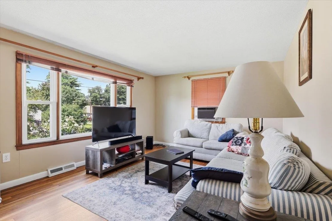 Photo of 7 Hideaway