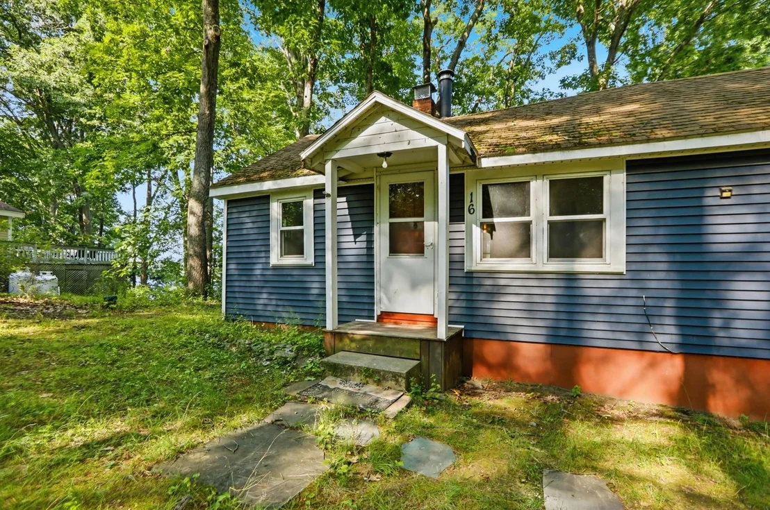 Photo of 16 Hillside