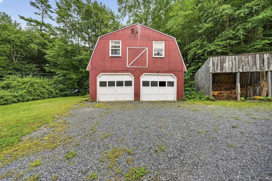 Photo of 220 Hill