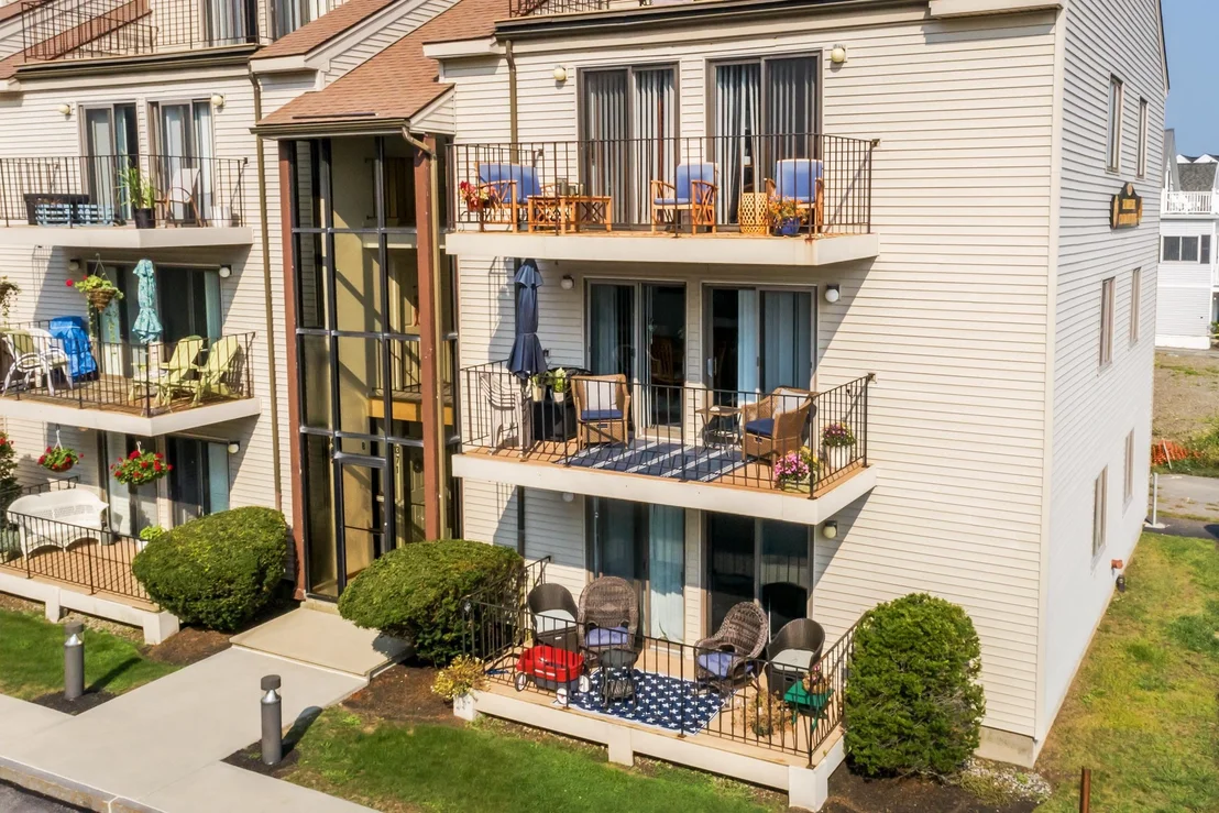 Photo of Unit B7 at 463 Ocean