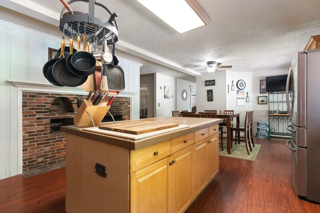 Photo of 13 Brookside