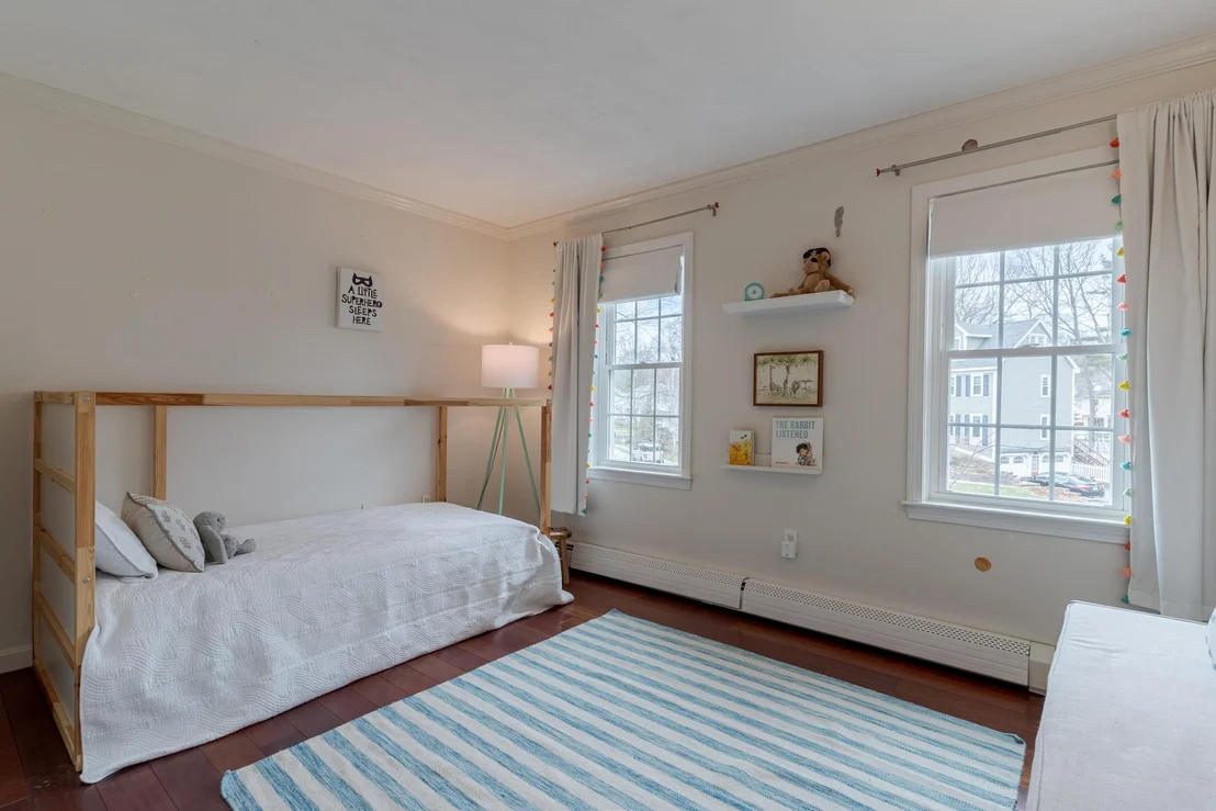 Photo of 37 Alexander