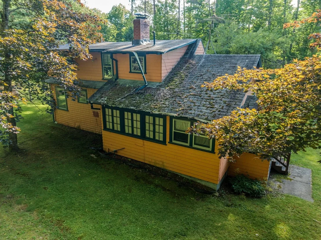 Photo of 1479 Main