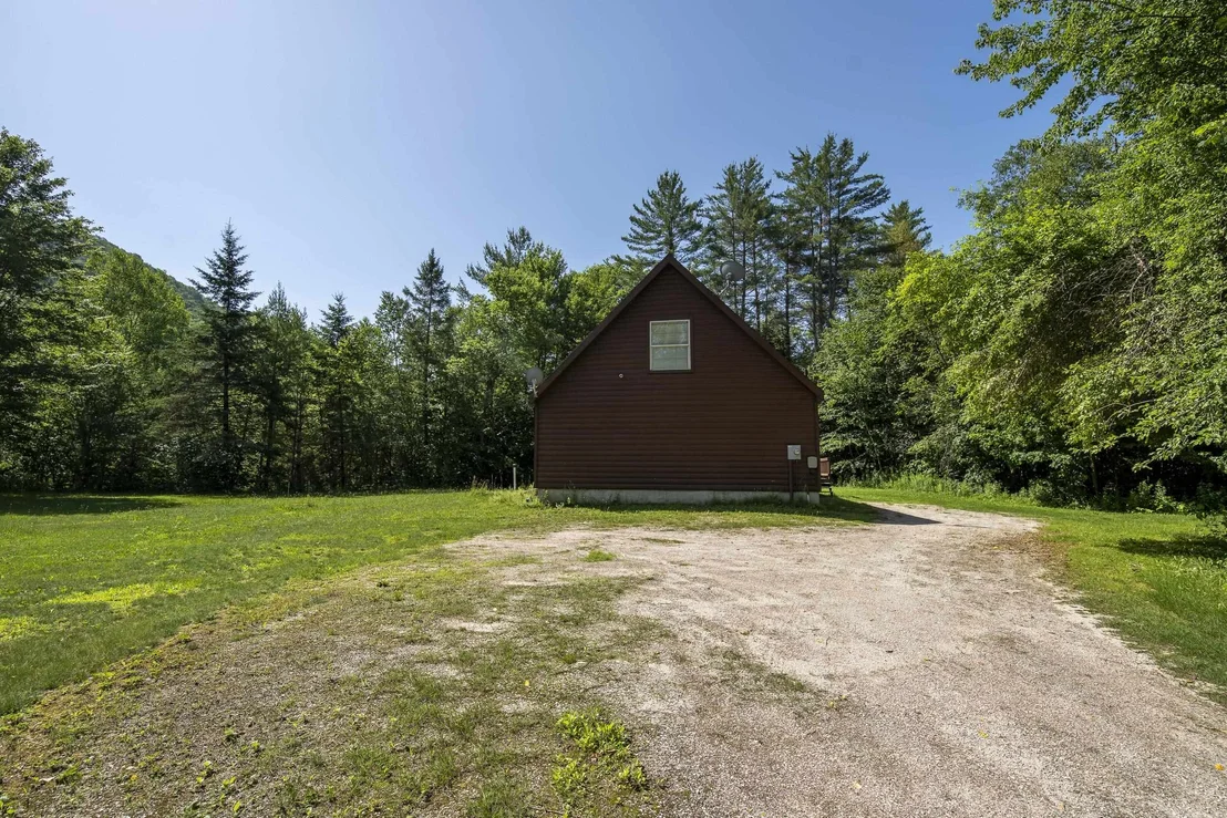 Photo of 89 Townsend Brook