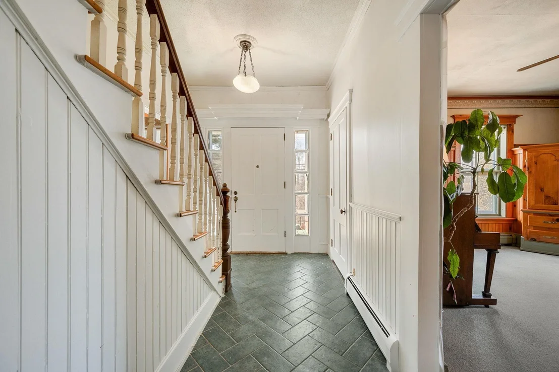 Photo of 546 Anderson