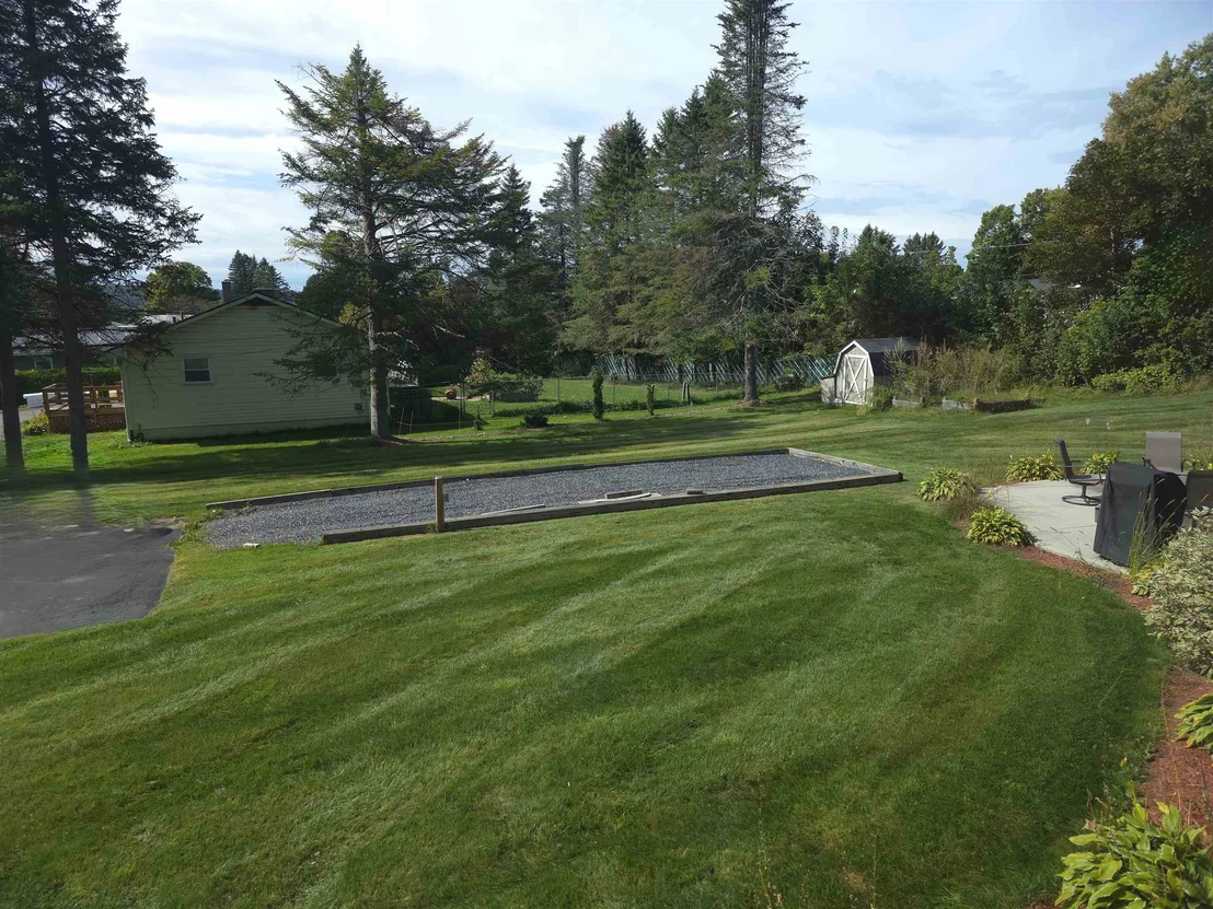 Photo of 6 Meadowcrest
