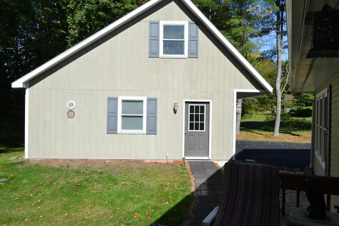 Photo of 108 Morin