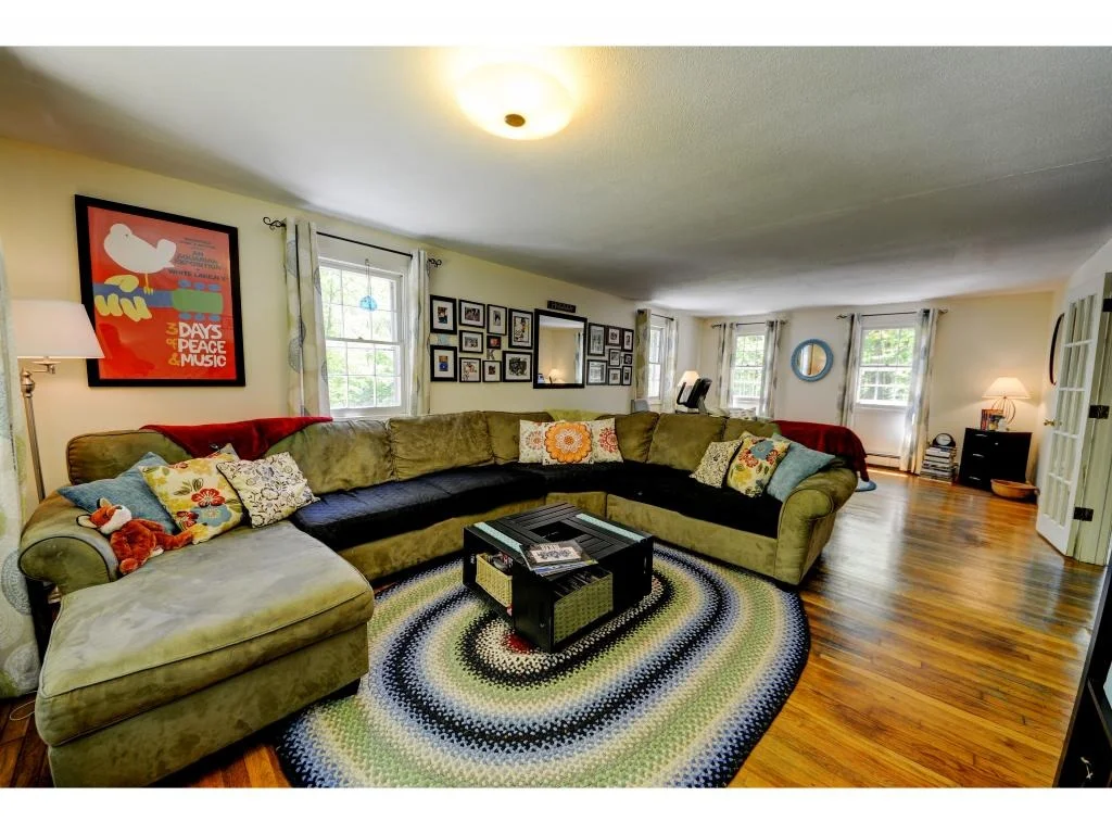 Photo of 11 Bartlett