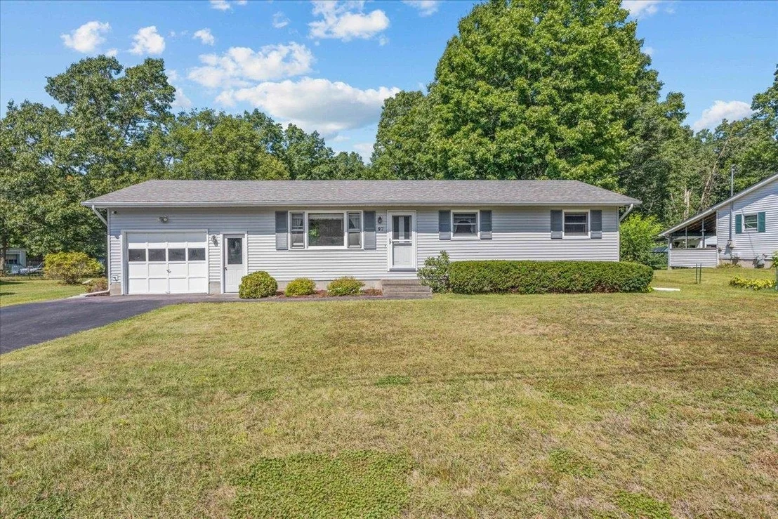 Photo of 97 Pine