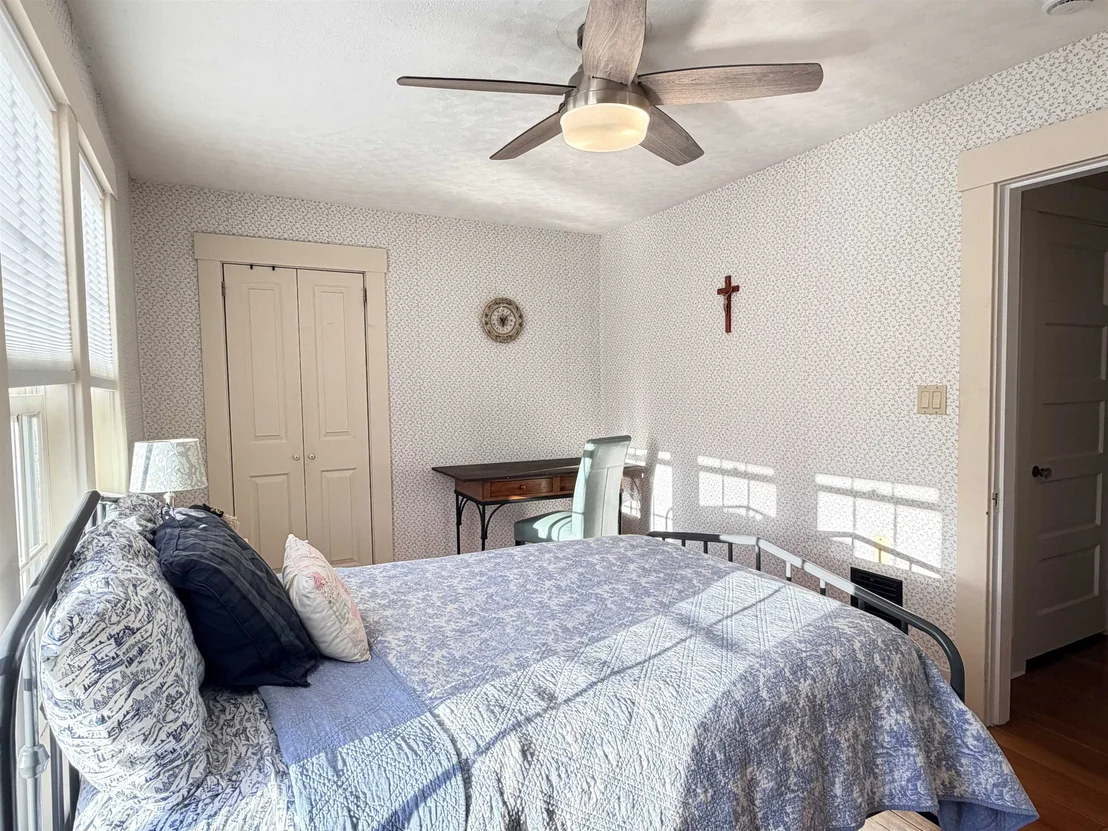 Photo of 34 Edgewood