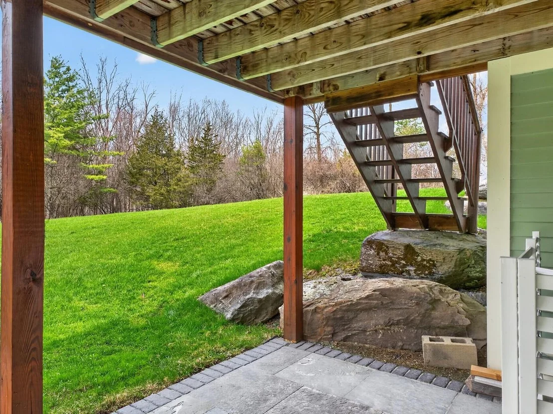 Photo of 79 Featherbed