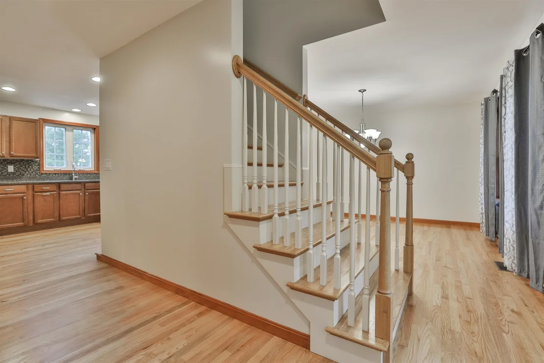 Photo of 14 Ames