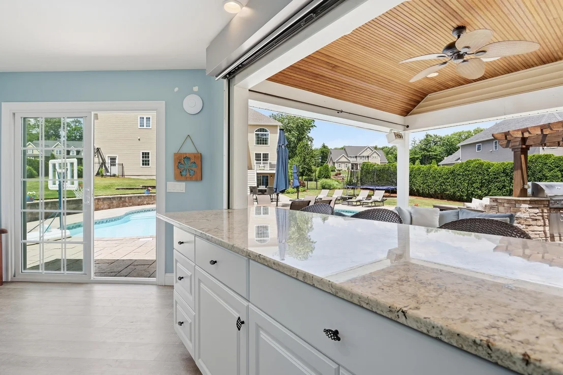 Photo of 28 Lamplighter