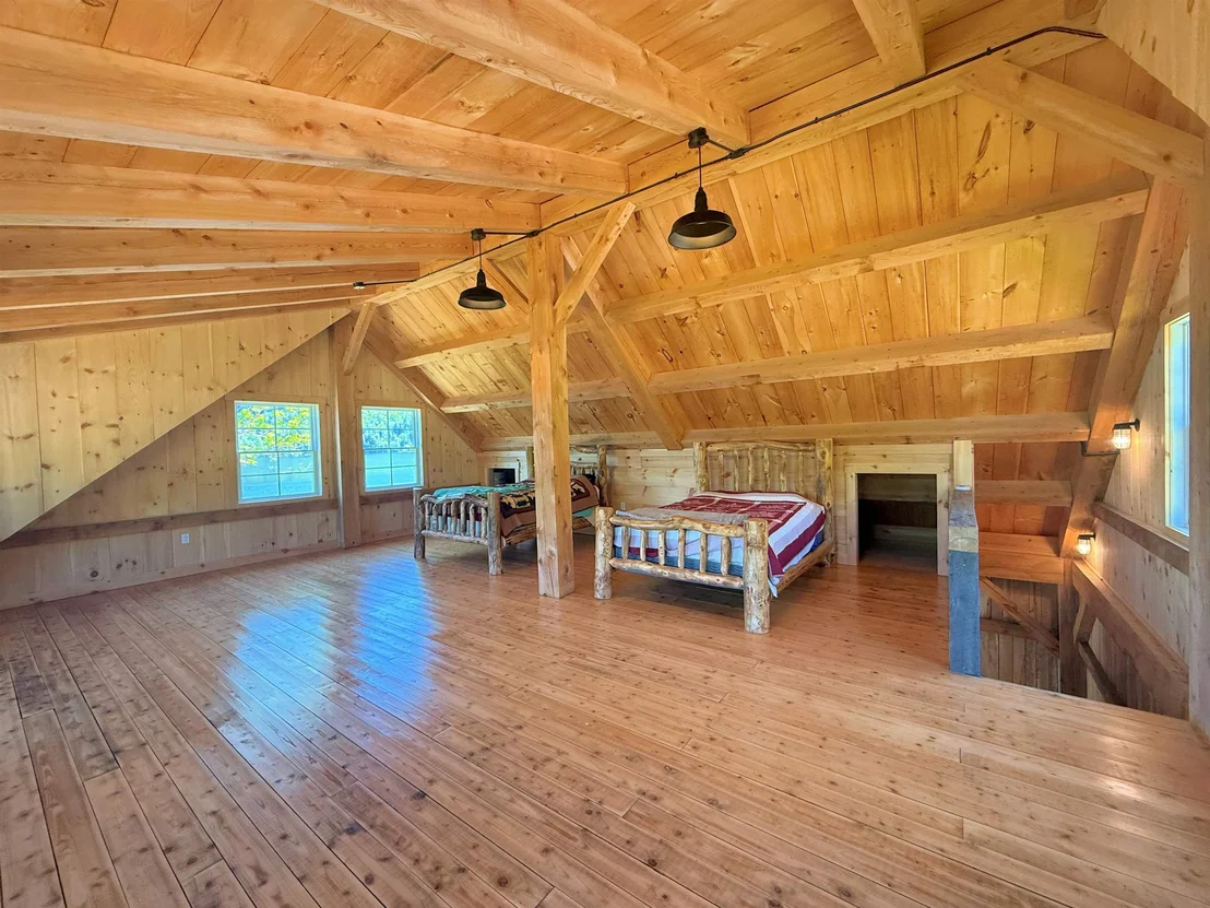 Photo of 1027 South Barton