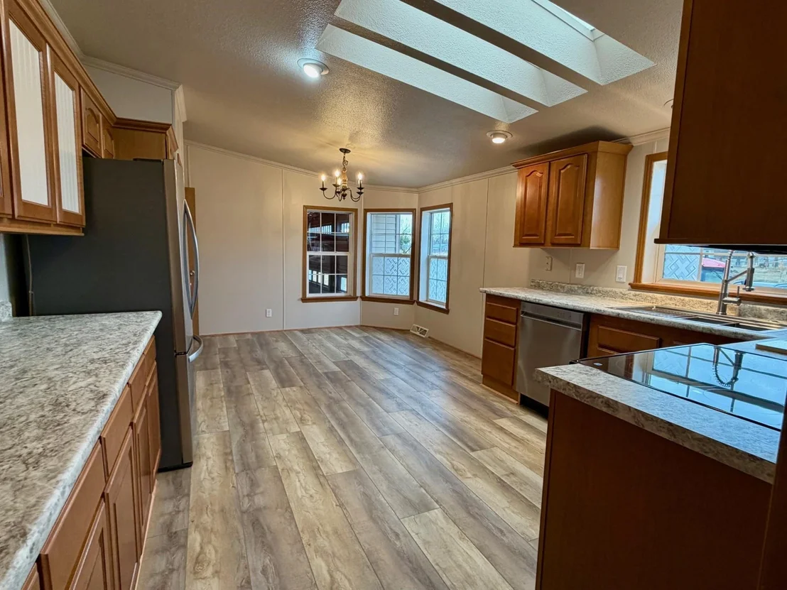 Photo of 111 Deso