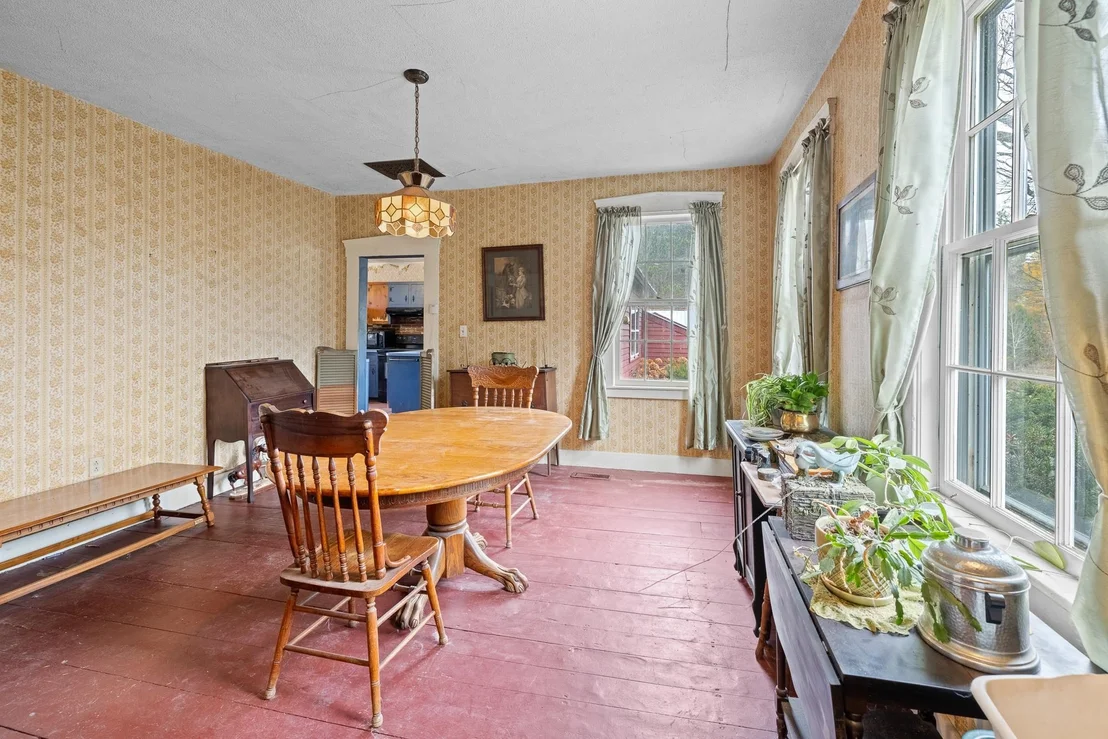 Photo of 298 Jenneville