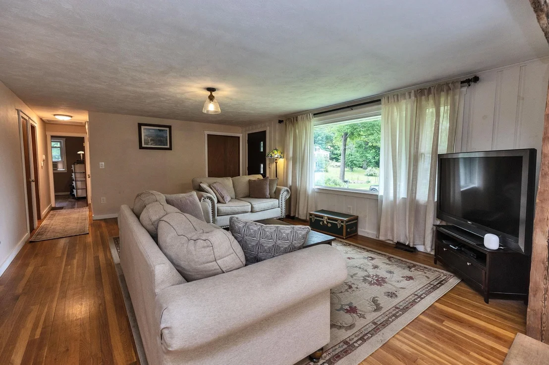 Photo of 17 Maple