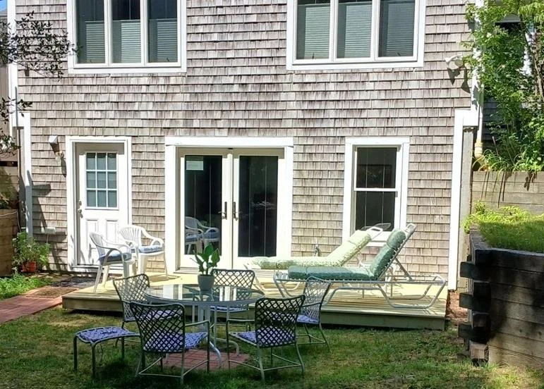 Photo of 43 Poponessett