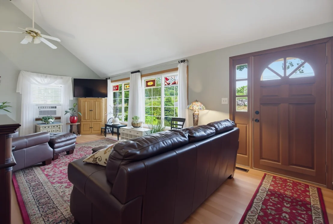 Photo of 176 Exeter