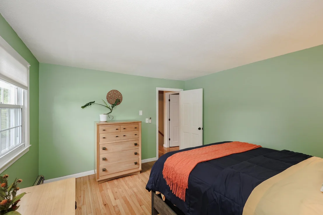 Photo of 1 Valleyview