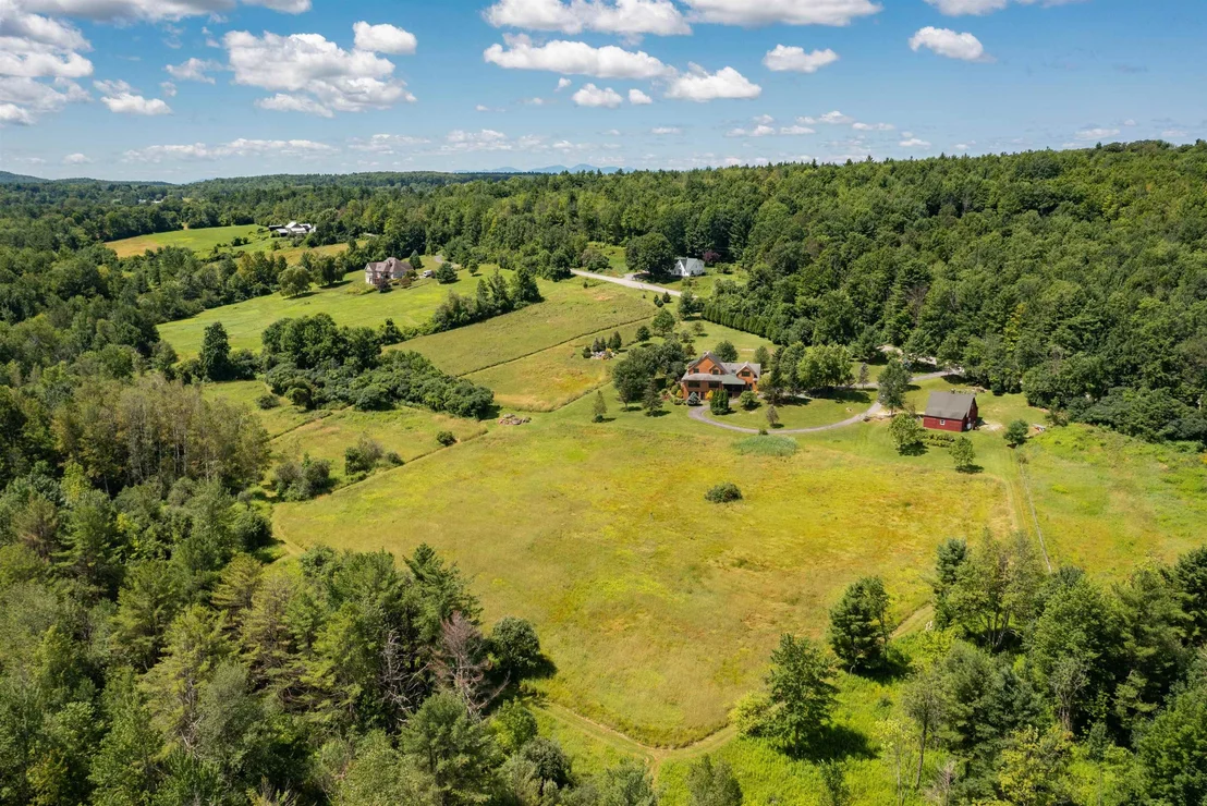Photo of 947 Oak Hill