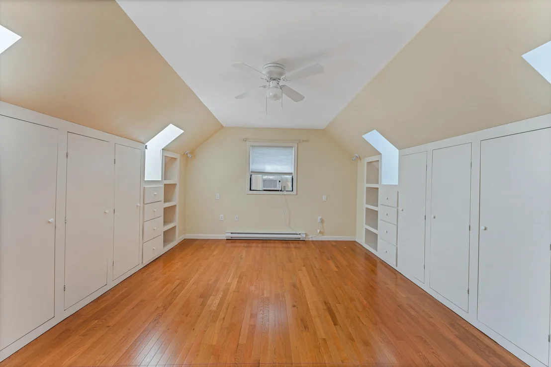 Photo of 9 Mountain View