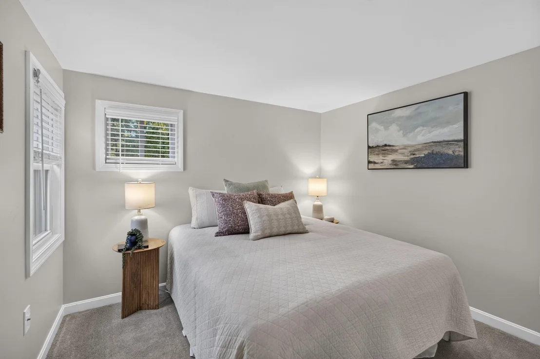 Photo of 20 Lakeside